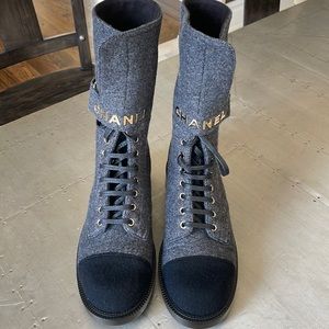 Chanel rare tweed gray combat boot military boot logo gold sz 38.5